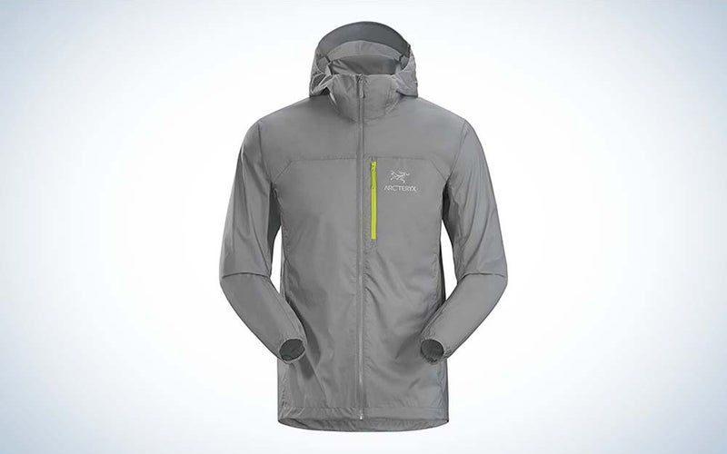 Mikina Arc'teryx Squamish Hoodie je jedním z nejlepších dárků pro běžce.