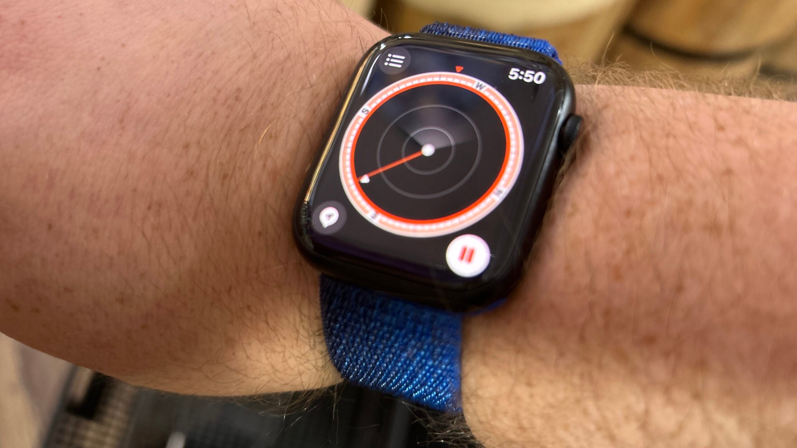 Recenze Apple Watch Series 8